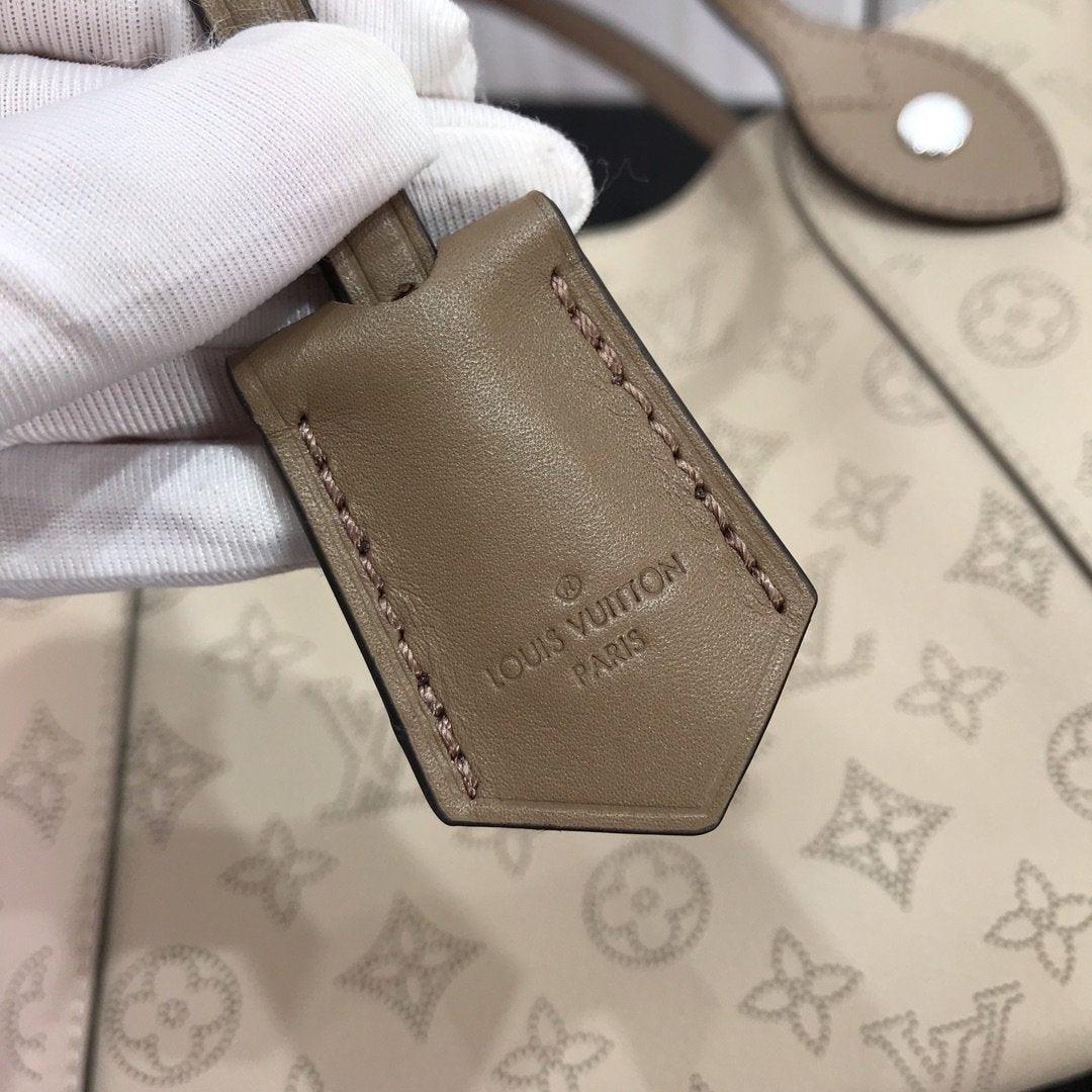 LV HINA PM - Image 6