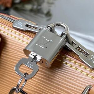 Louis Vuitton Alma BB Epi - Image 5
