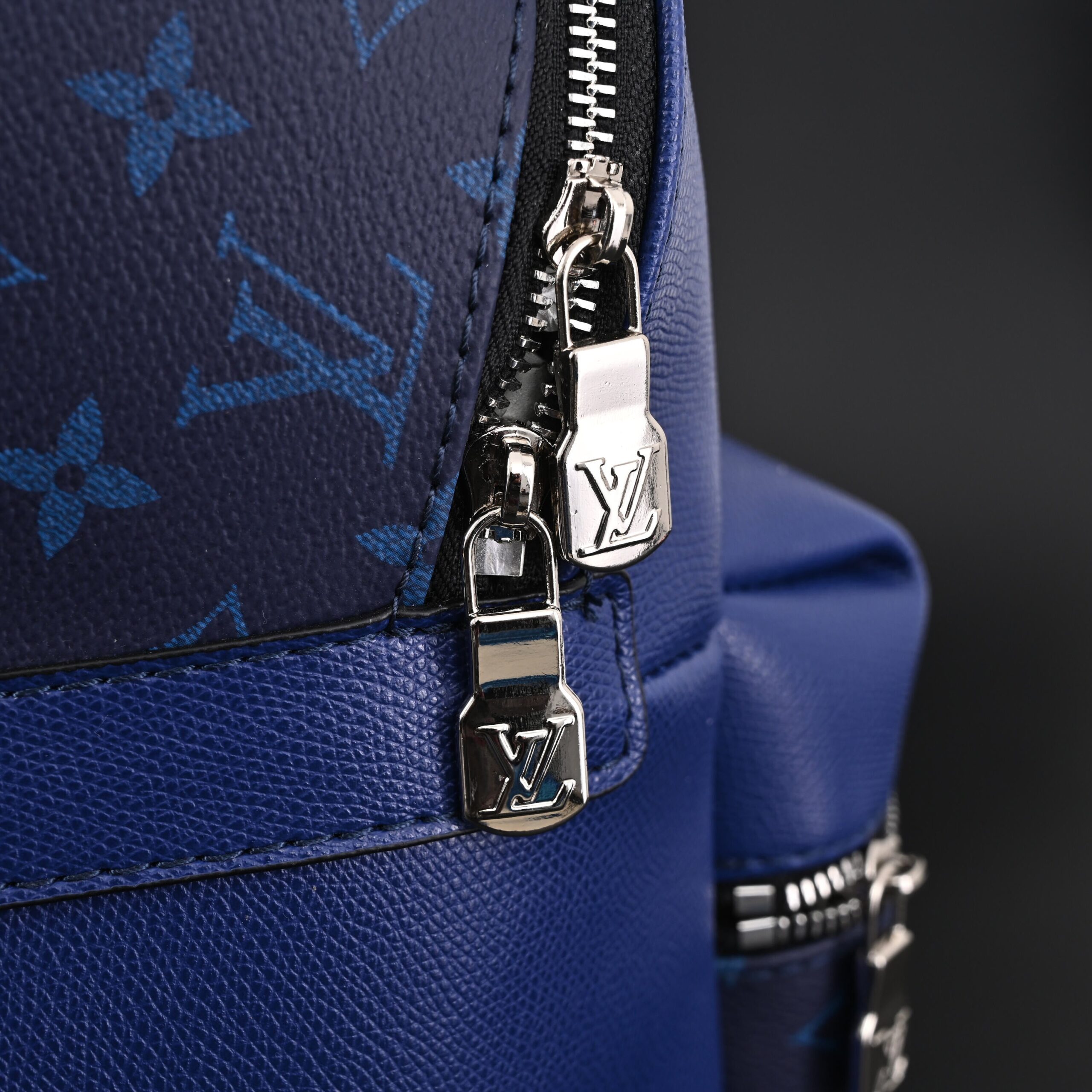 Louis Vuitton Discovery Backpack – Monogram Canvas in Blue - Image 4