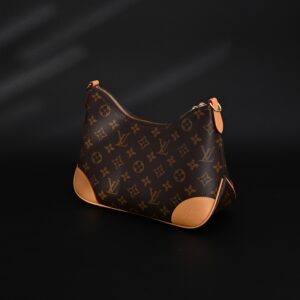 Louis Vuitton Monogram Canvas Shoulder Bag - Image 7