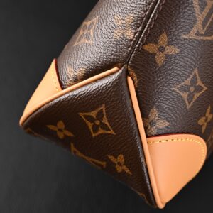 Louis Vuitton Monogram Canvas Shoulder Bag - Image 14