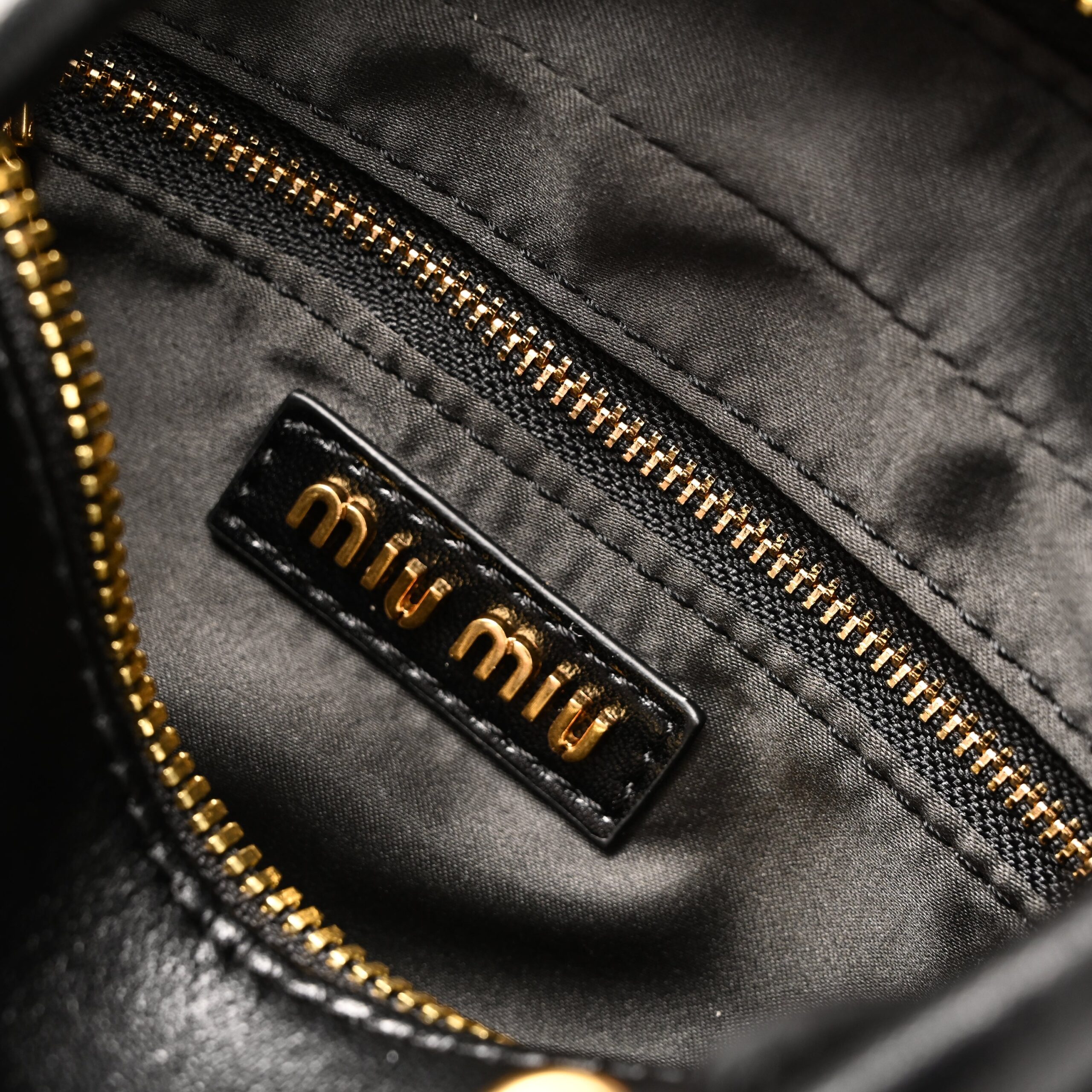 Miu Miu Black Matelassé Leather Top Handle Bag - Image 19