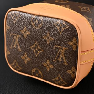 Louis Vuitton Noé Bucket Bag – Monogram Canvas with Natural Leather Trim - Image 9
