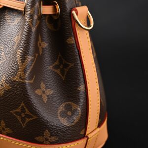 Louis Vuitton Noé Bucket Bag – Monogram Canvas with Natural Leather Trim - Image 11