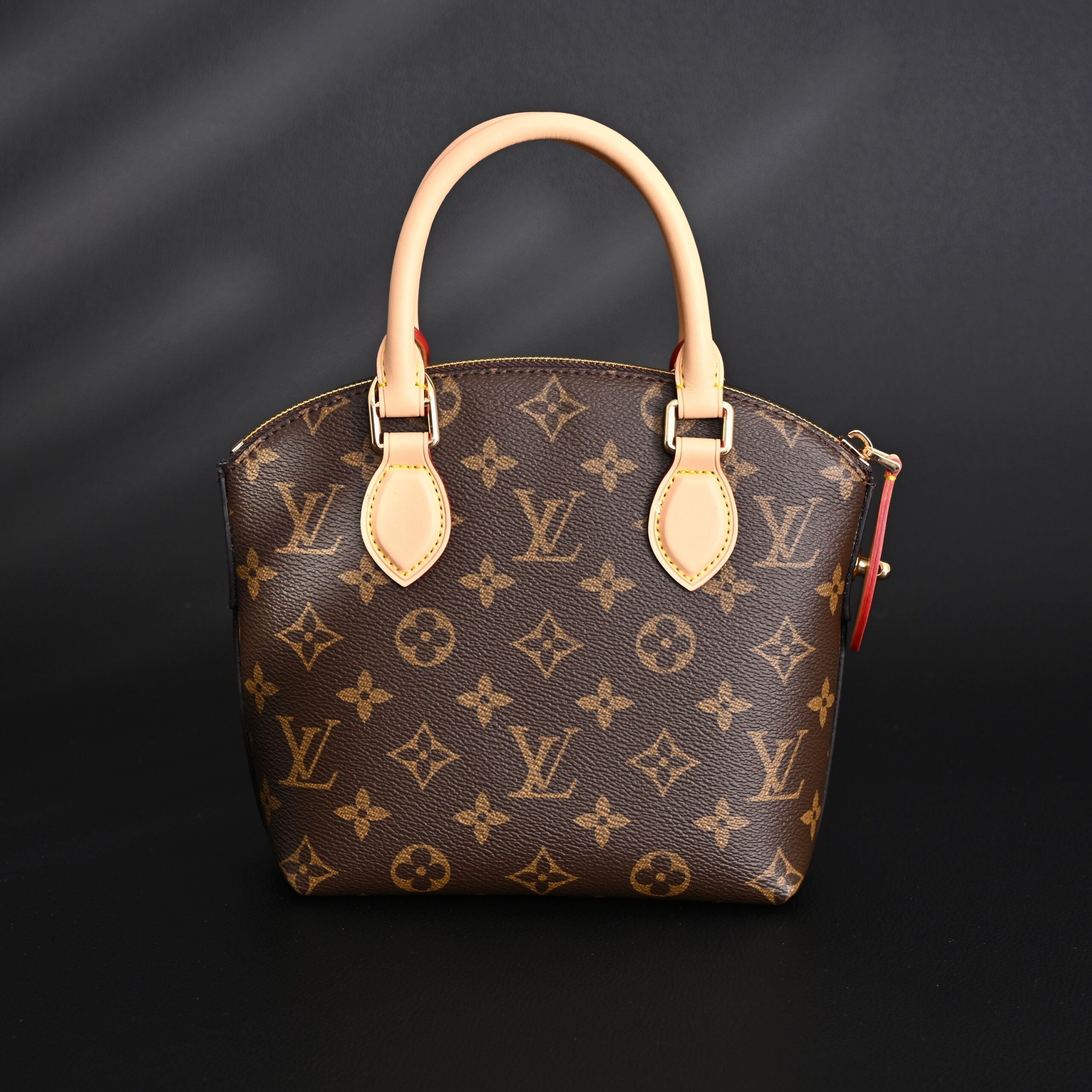 Louis Vuitton Speedy 30 Handbag – Monogram Canvas with Leather Trim - Image 4