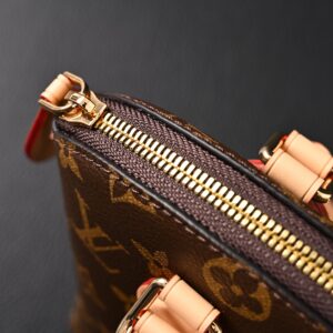 Louis Vuitton Speedy 30 Handbag – Monogram Canvas with Leather Trim - Image 13