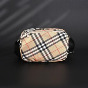Burberry Vintage Check Canvas Crossbody Messenger Bag - Image 5