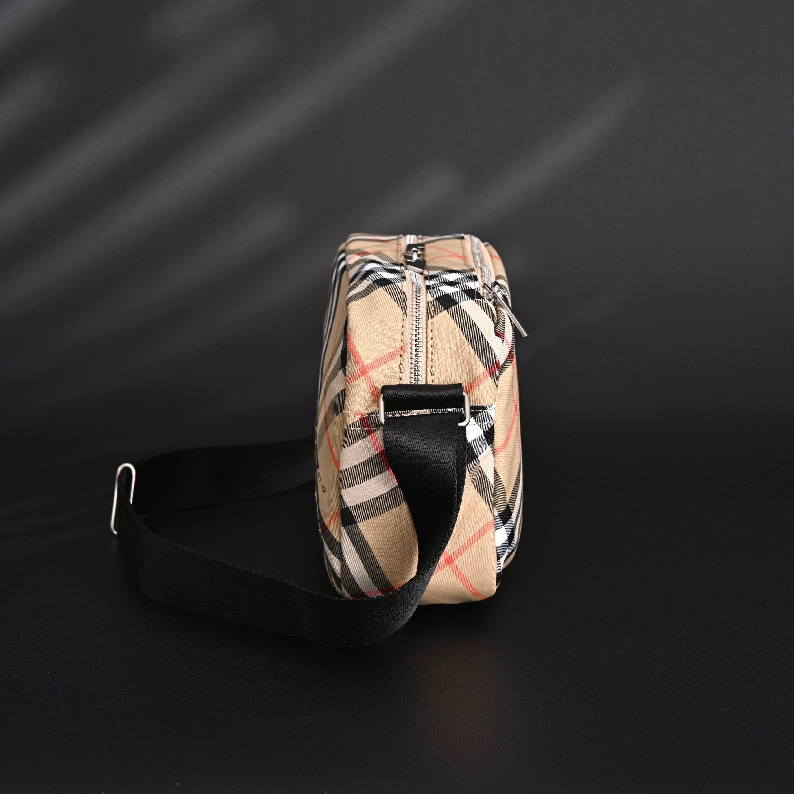 Burberry Vintage Check Canvas Crossbody Messenger Bag - Image 6