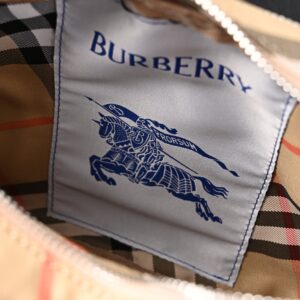 Burberry Vintage Check Canvas Crossbody Messenger Bag - Image 15