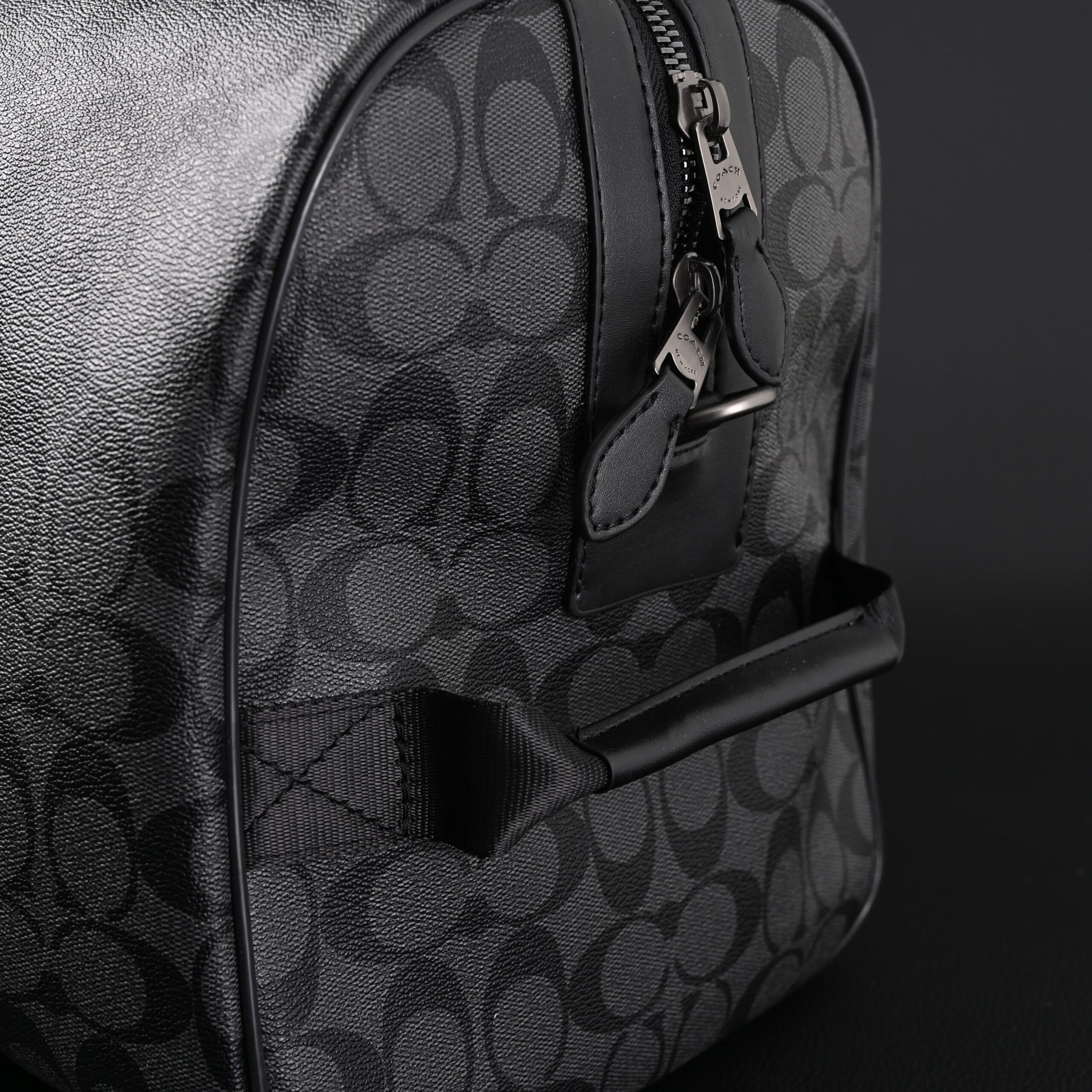 Louis Vuitton Keepall Bandoulière 50 – Damier Graphite Canvas Travel Bag - Image 13