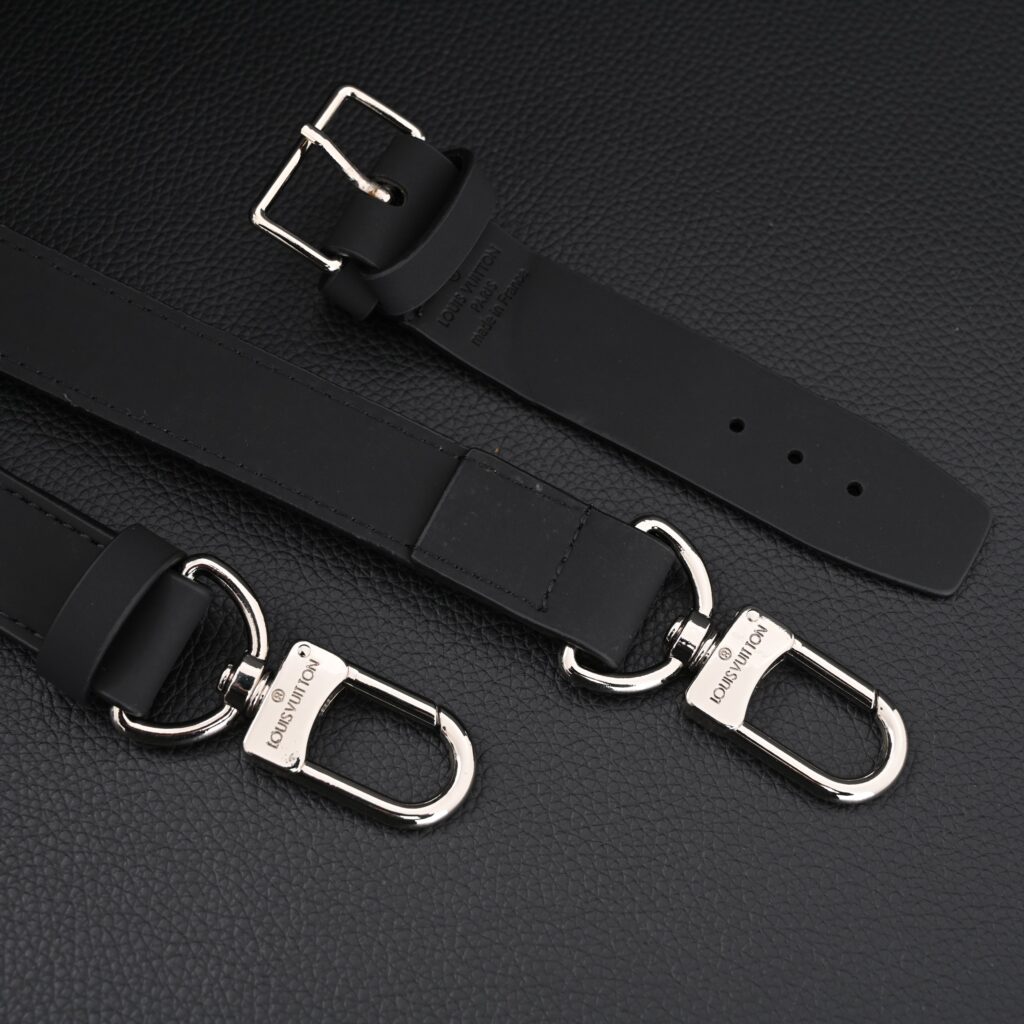 Louis Vuitton Keepall Bandoulière 50 Monogram Eclipse