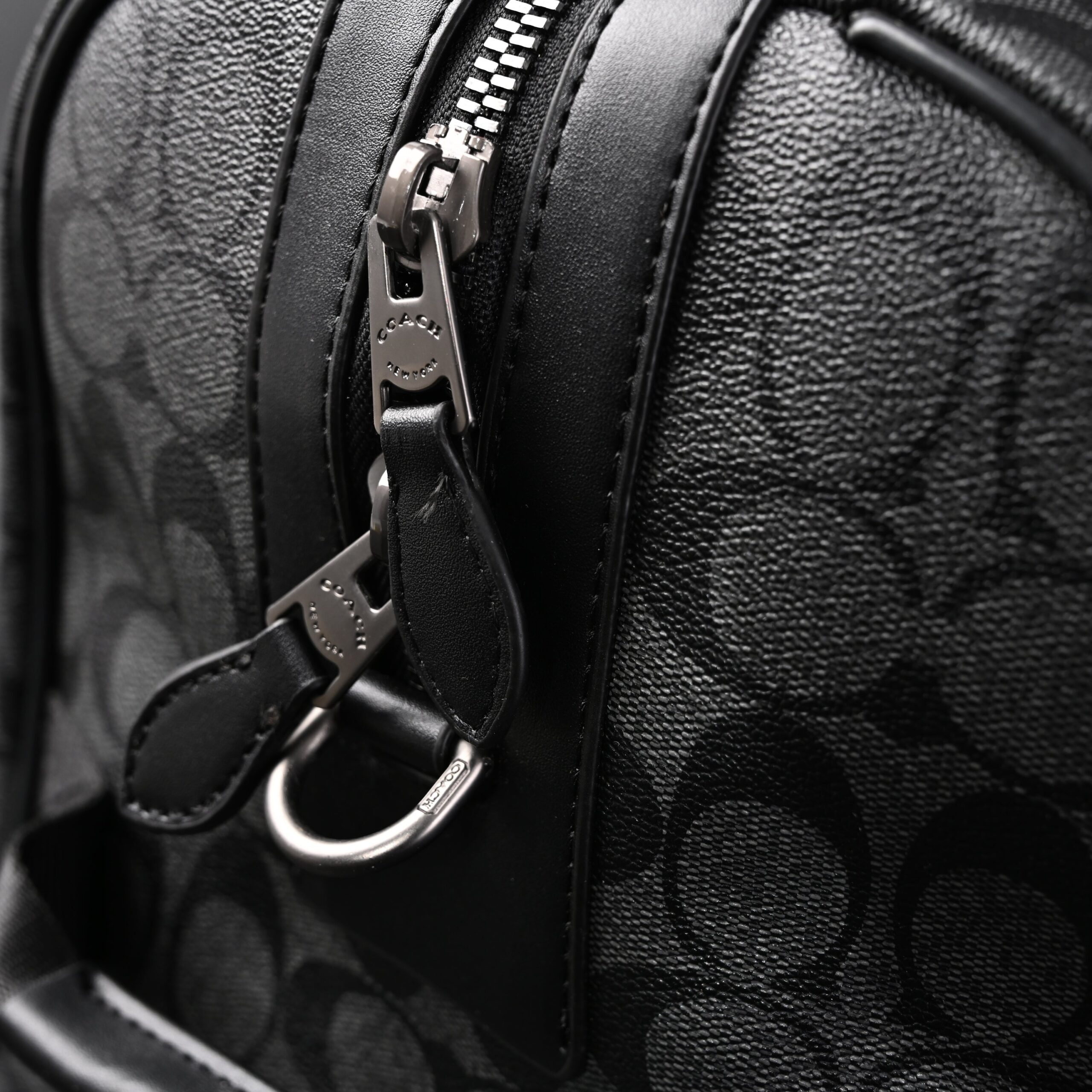 Louis Vuitton Keepall Bandoulière 50 – Damier Graphite Canvas Travel Bag - Image 14