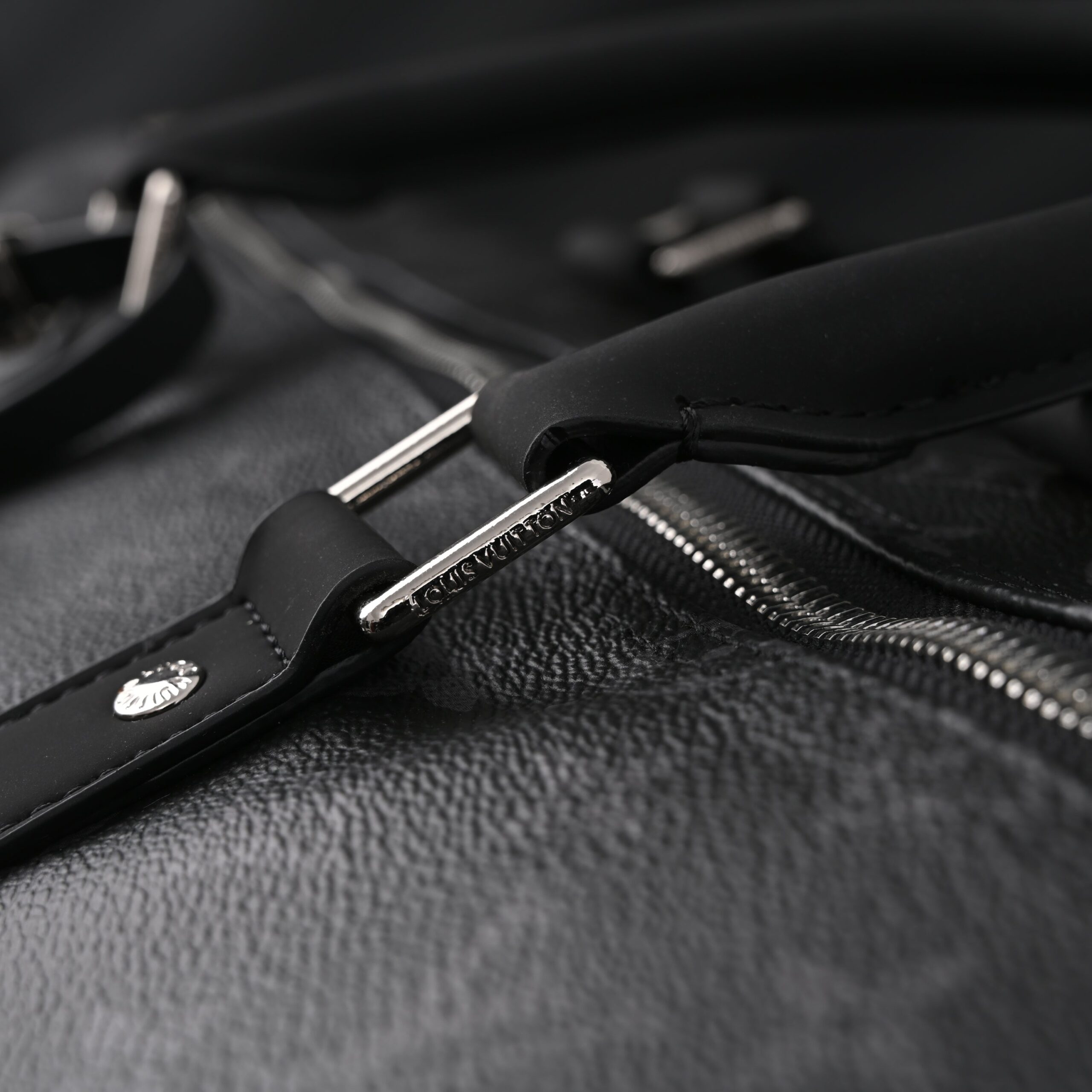 Louis Vuitton Keepall Bandoulière 50 Monogram Eclipse - Image 10