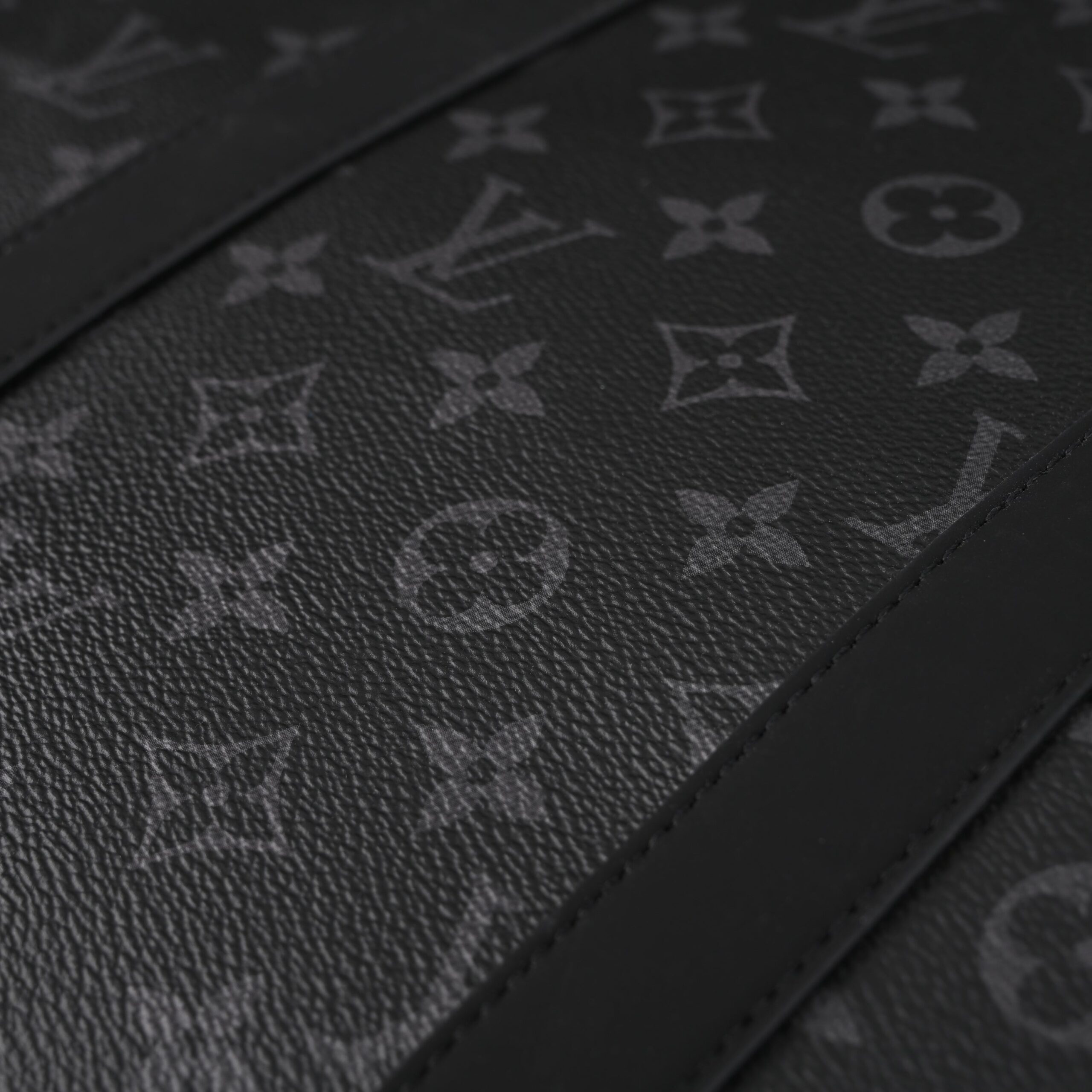Louis Vuitton Keepall Bandoulière 50 Monogram Eclipse - Image 13