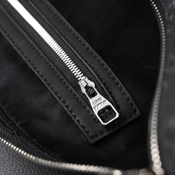Louis Vuitton Keepall Bandoulière 50 Monogram Eclipse