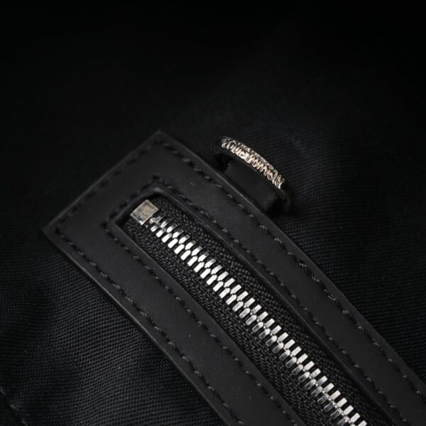 Louis Vuitton Keepall Bandoulière 50 Monogram Eclipse