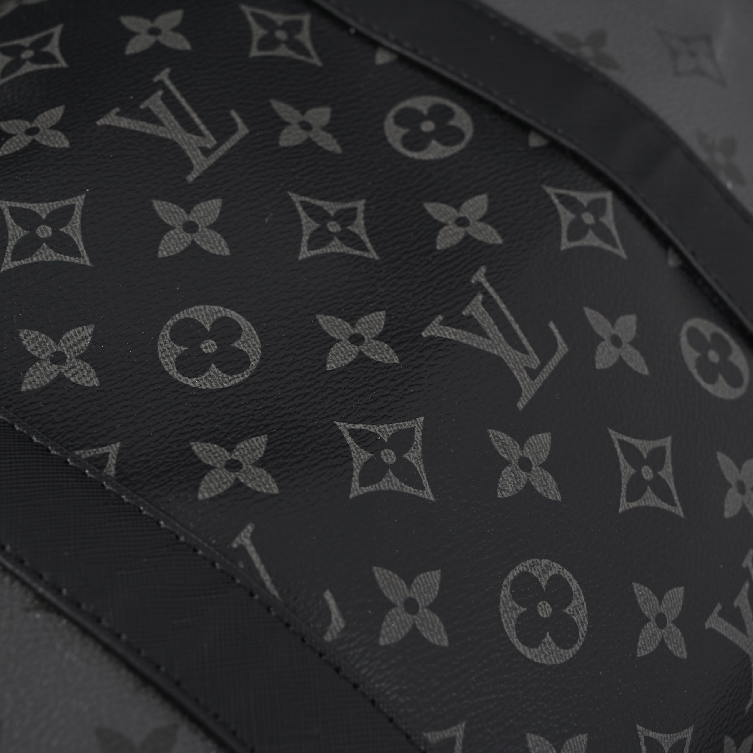 Louis Vuitton Keepall Bandoulière 45 Monogram Eclipse - Image 11