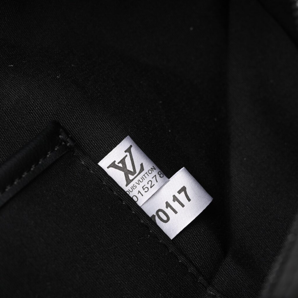 Louis Vuitton Keepall Bandoulière 45 Monogram Eclipse