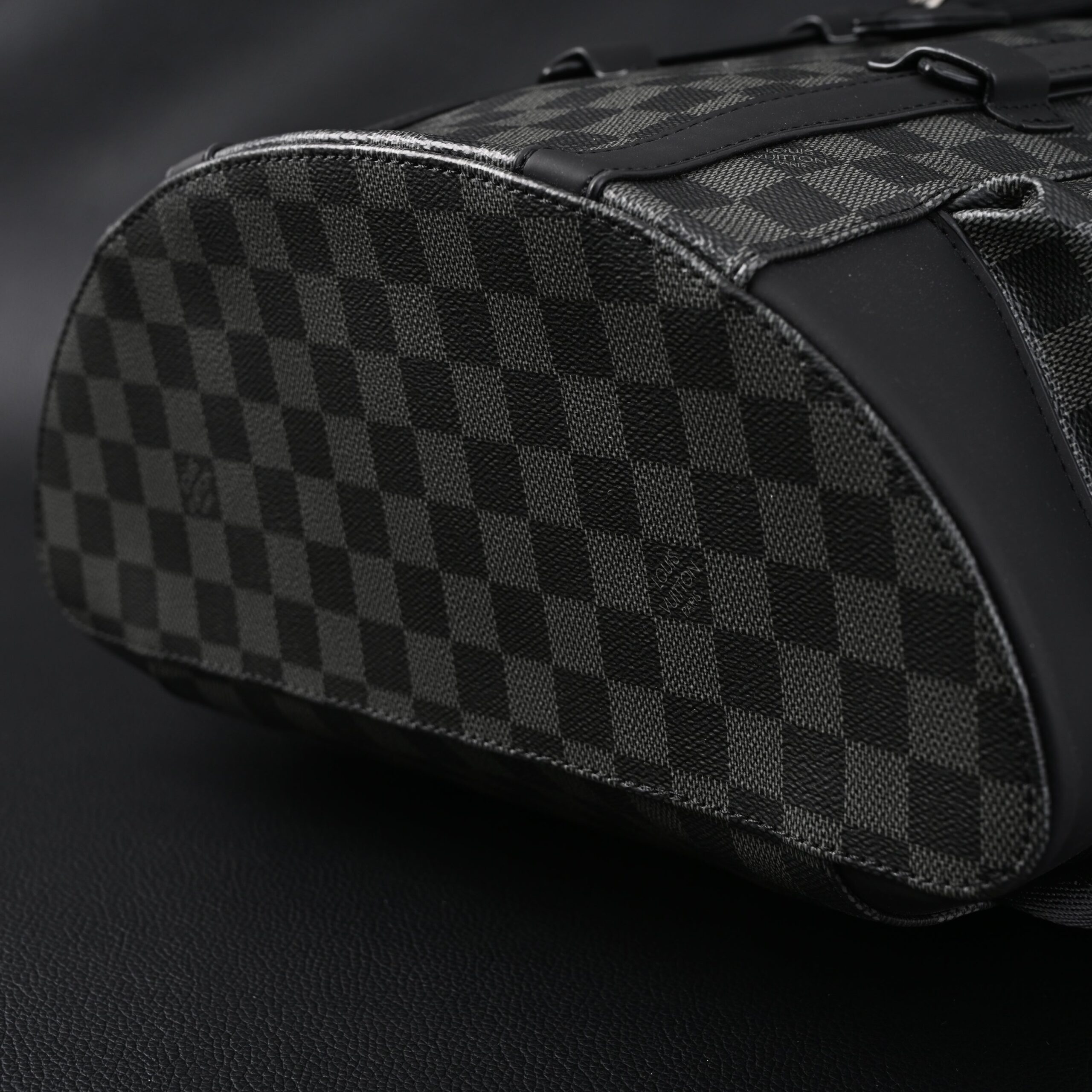 Louis Vuitton Michael Backpack in Damier Graphite Canvas - Image 7
