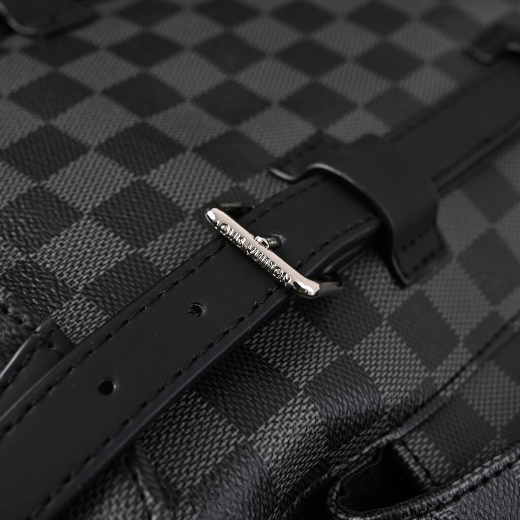Louis Vuitton Michael Backpack in Damier Graphite Canvas