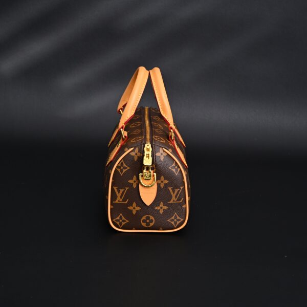 Louis Vuitton Speedy 25 Monogram Canvas Handbag
