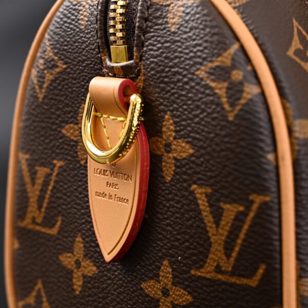 Louis Vuitton Speedy 25 Monogram Canvas Handbag
