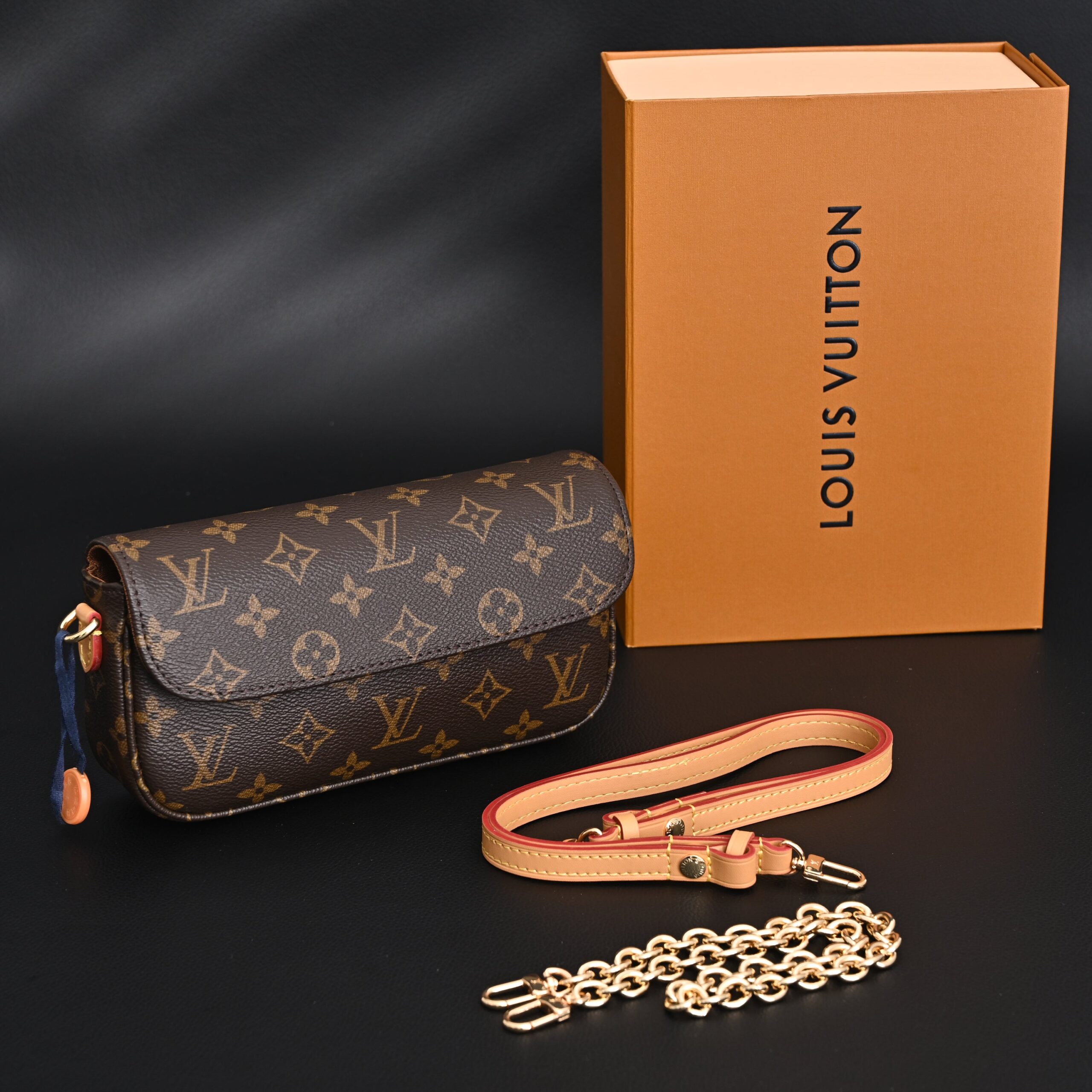 Louis Vuitton Félicie Pochette Monogram Canvas Chain Wallet - Image 1