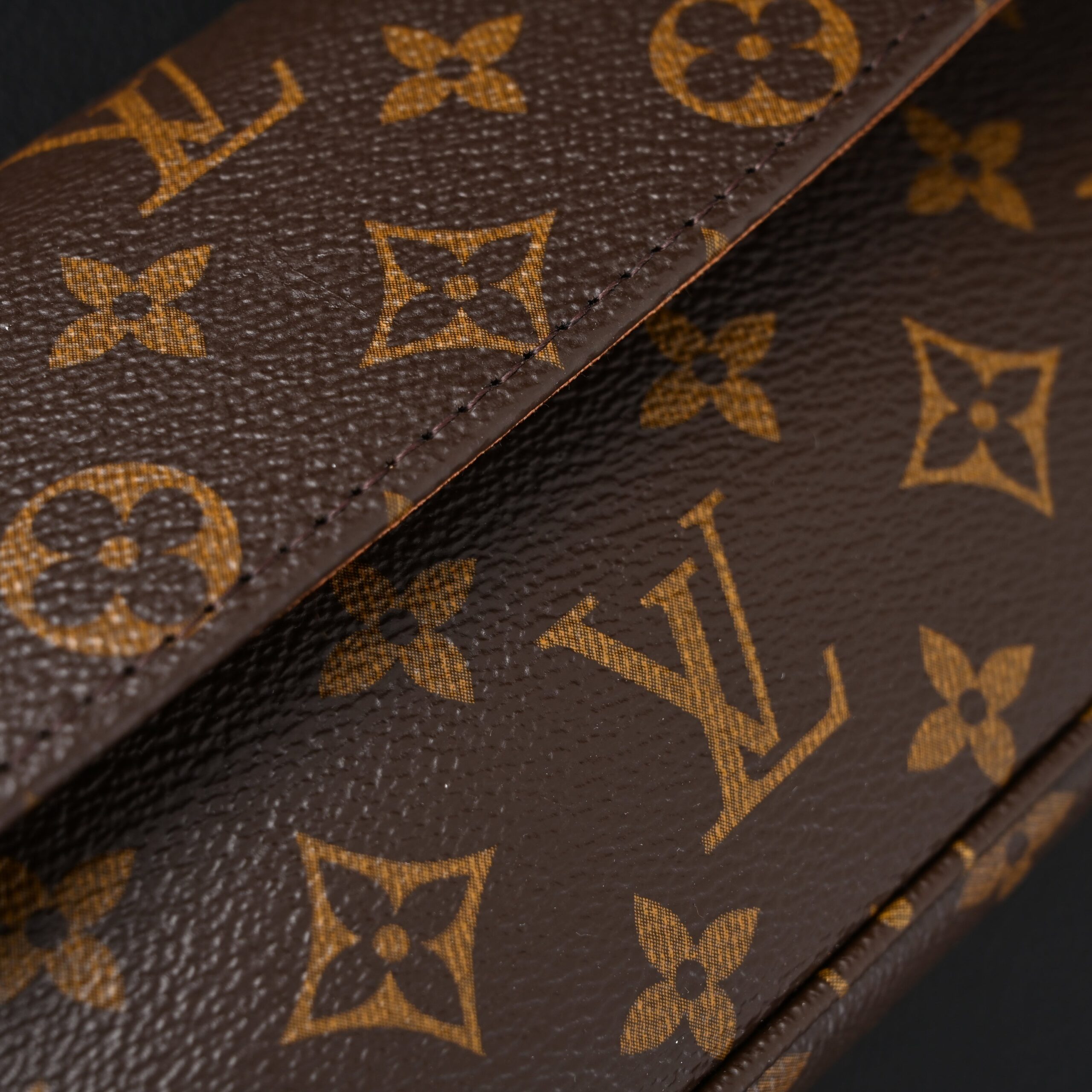 Louis Vuitton Félicie Pochette Monogram Canvas Chain Wallet - Image 10