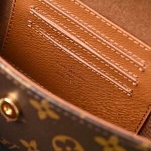 Louis Vuitton Félicie Pochette Monogram Canvas Chain Wallet - Image 12