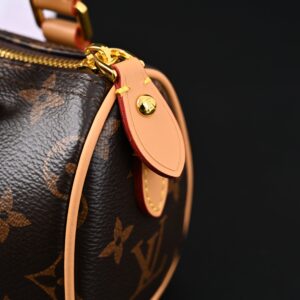 Louis Vuitton Speedy Bandoulière 25 Monogram Canvas | Iconic Crossbody Bag - Image 8