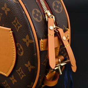Louis Vuitton Boîte Chapeau Souple MM – Monogram Canvas - Image 9