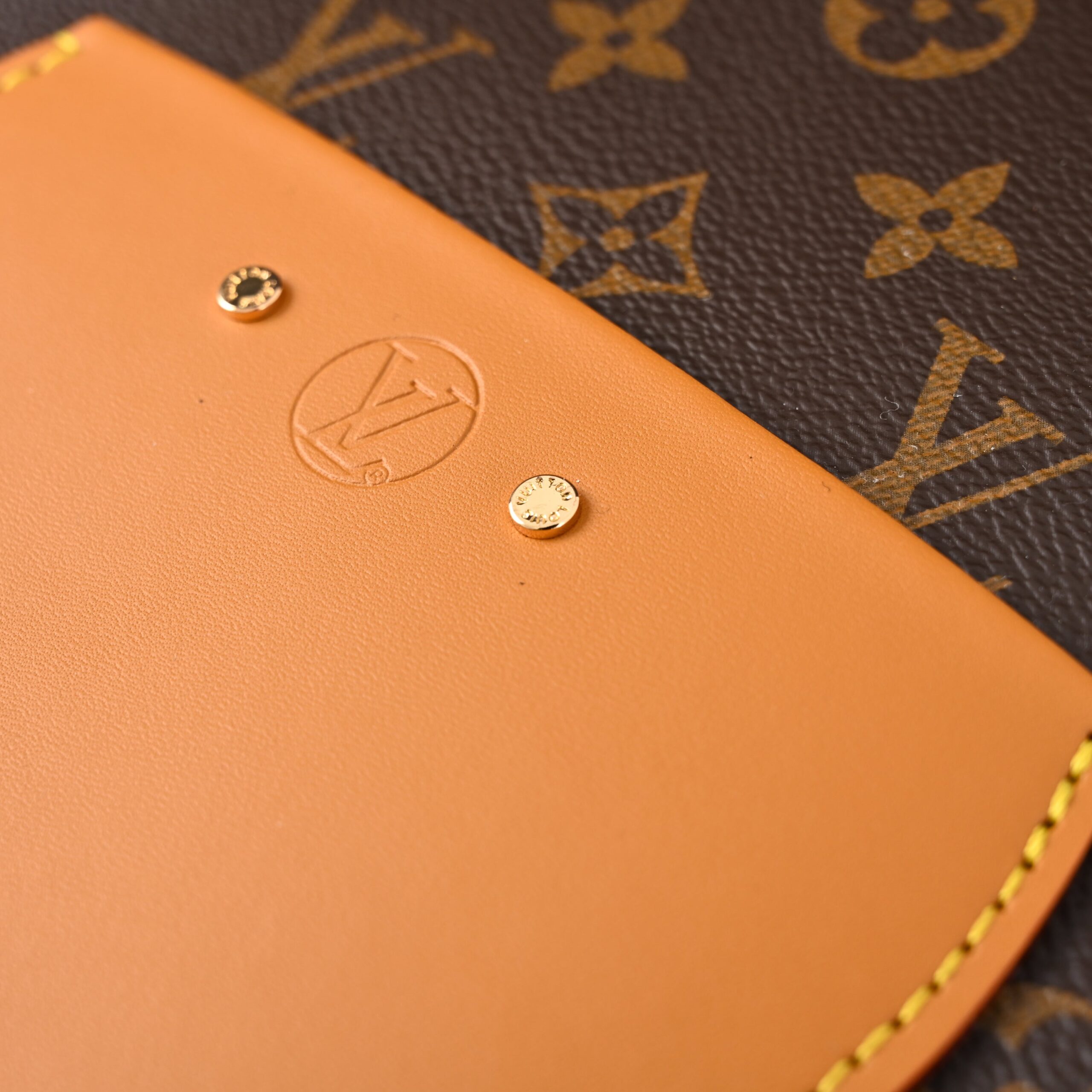 Louis Vuitton Boîte Chapeau Souple MM – Monogram Canvas - Image 10