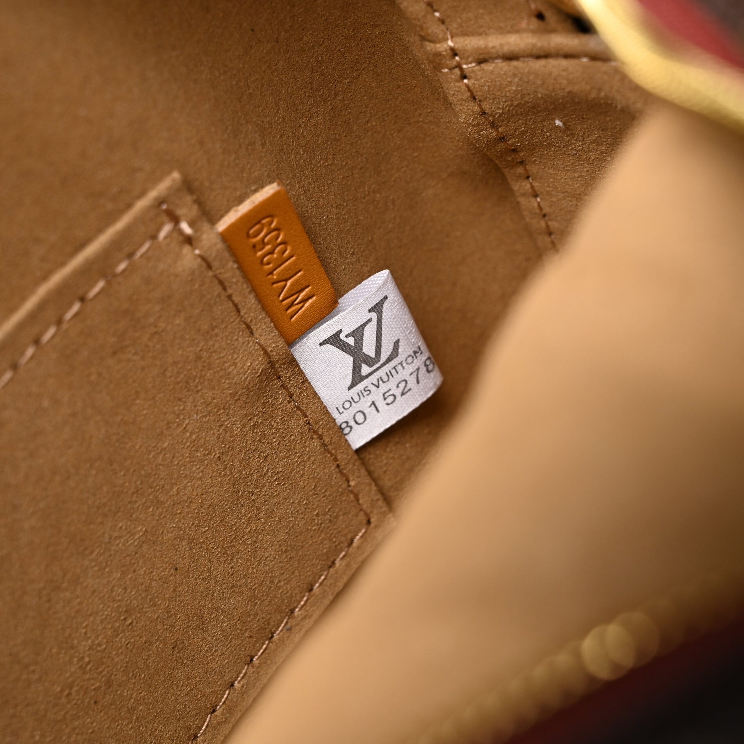 Louis Vuitton Boîte Chapeau Souple MM – Monogram Canvas - Image 19