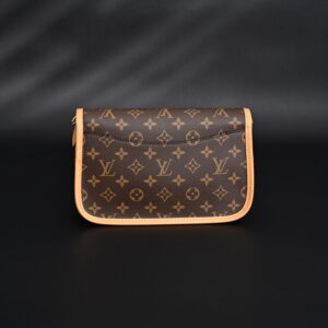 Louis Vuitton Croissant Bag Monogram Canvas - Image 5