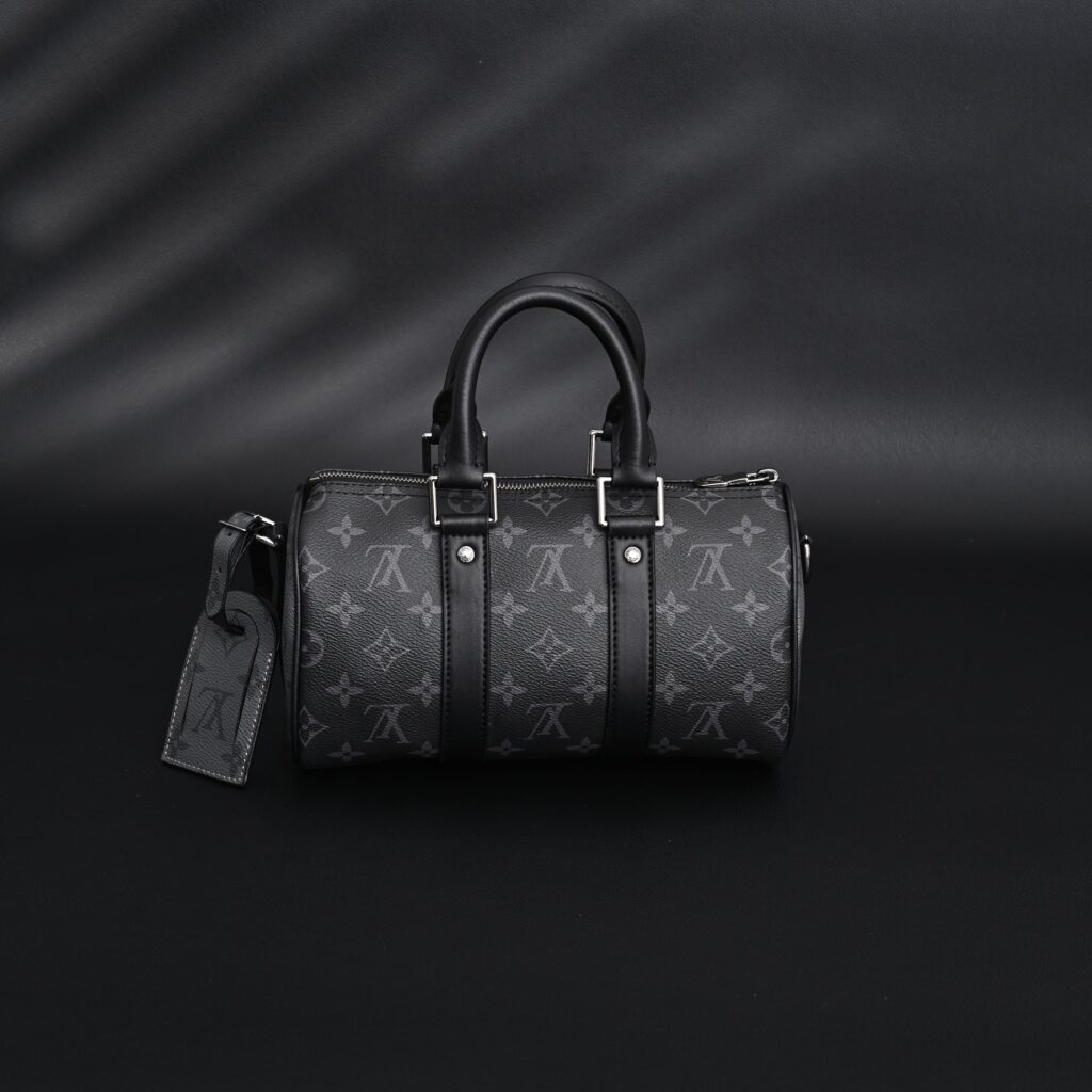 Louis Vuitton Keepall Bandoulière 50 – Monogram Eclipse Canvas