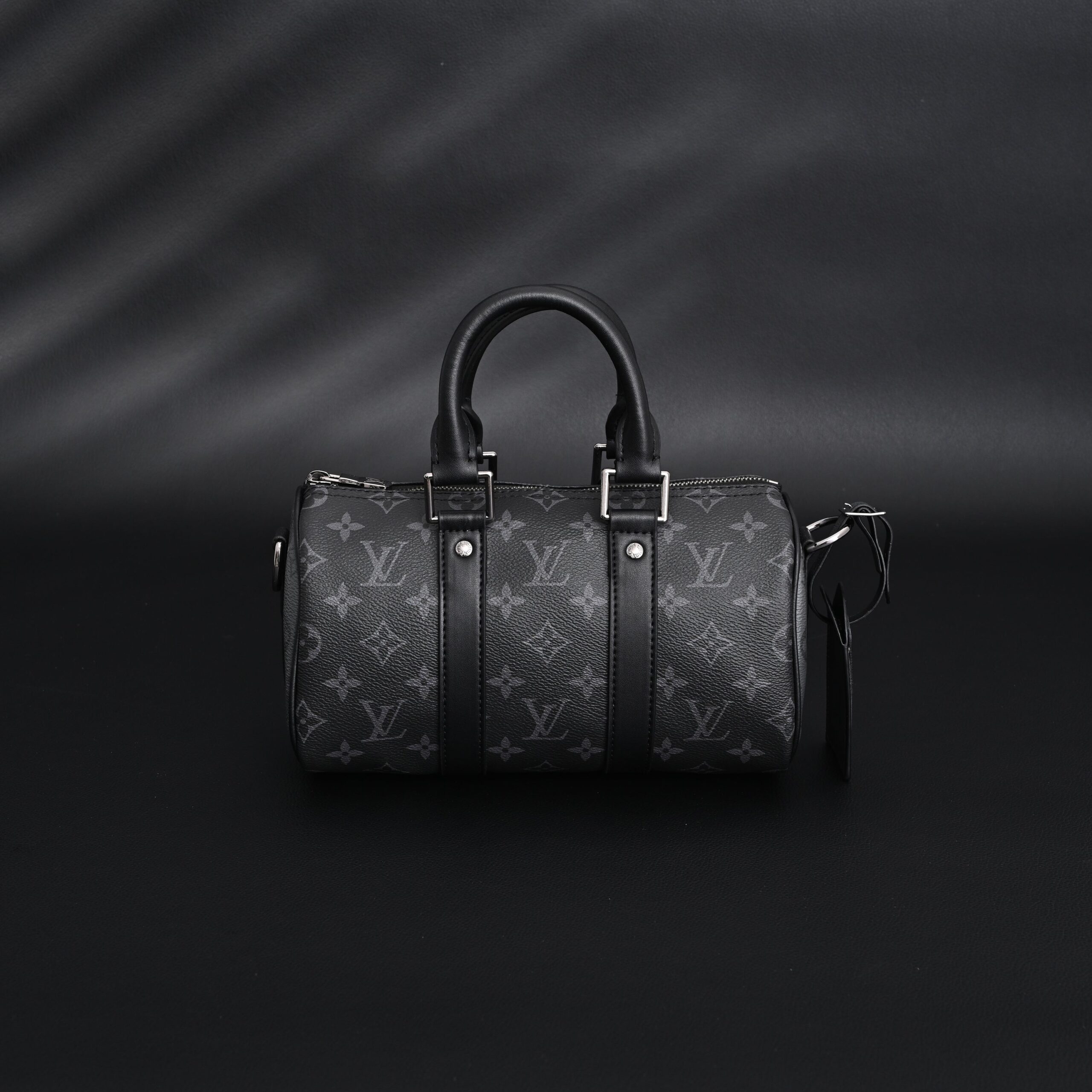 Louis Vuitton Keepall Bandoulière 50 – Monogram Eclipse Canvas - Image 6