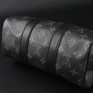 Louis Vuitton Keepall Bandoulière 50 – Monogram Eclipse Canvas - Image 8