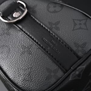 Louis Vuitton Keepall Bandoulière 50 – Monogram Eclipse Canvas - Image 11