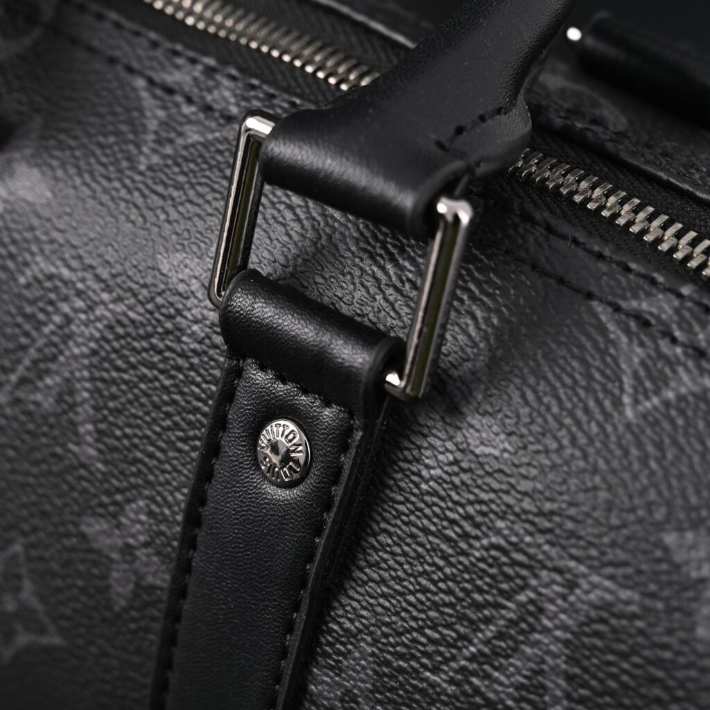Louis Vuitton Keepall Bandoulière 50 – Monogram Eclipse Canvas