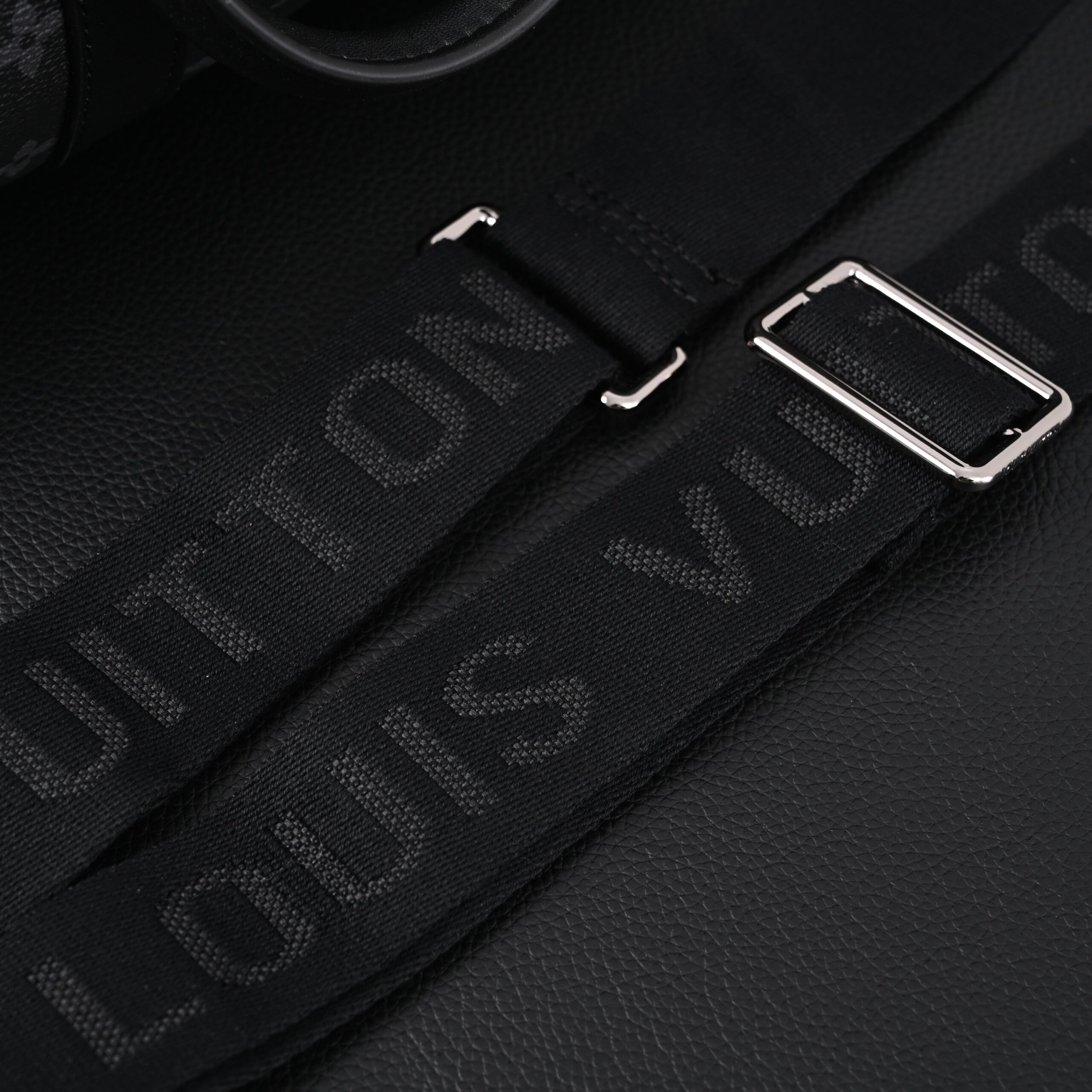 Louis Vuitton Keepall Bandoulière 50 – Monogram Eclipse Canvas - Image 17