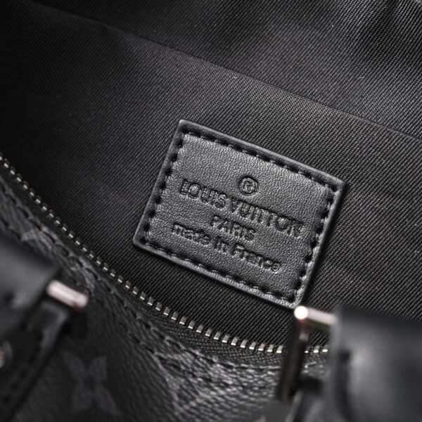 Louis Vuitton Keepall Bandoulière 50 – Monogram Eclipse Canvas