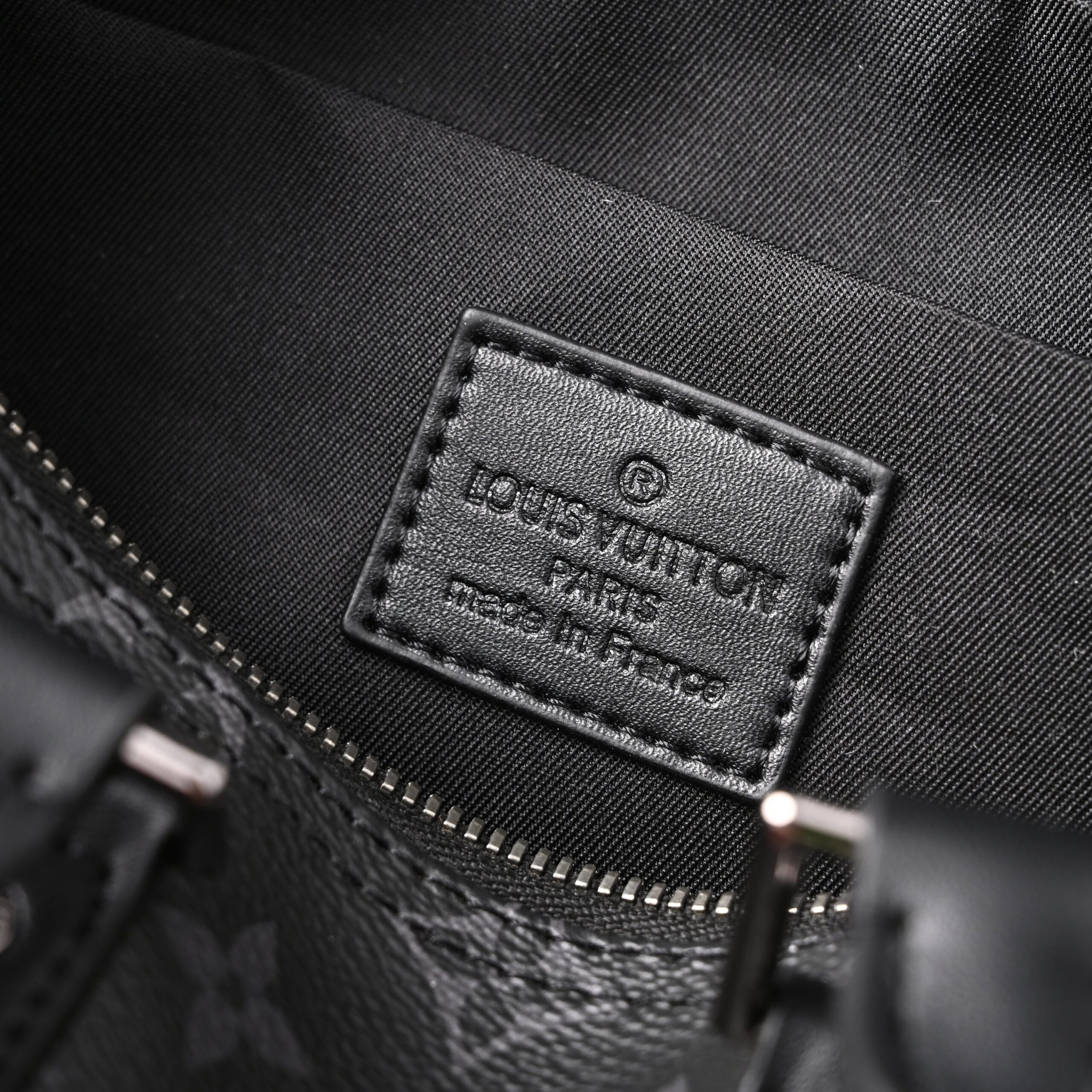 Louis Vuitton Keepall Bandoulière 50 – Monogram Eclipse Canvas - Image 18