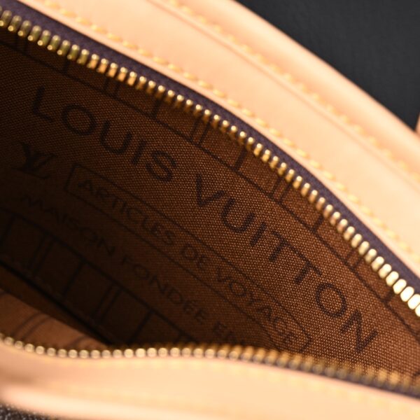 Louis Vuitton NéoNoé BB Bucket Bag – Monogram Canvas with Removable Coin Purse