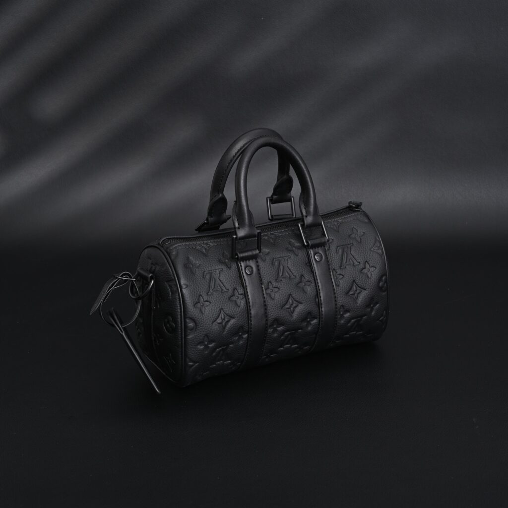 Louis Vuitton Keepall Bandoulière 50 – Monogram Shadow Black Leather
