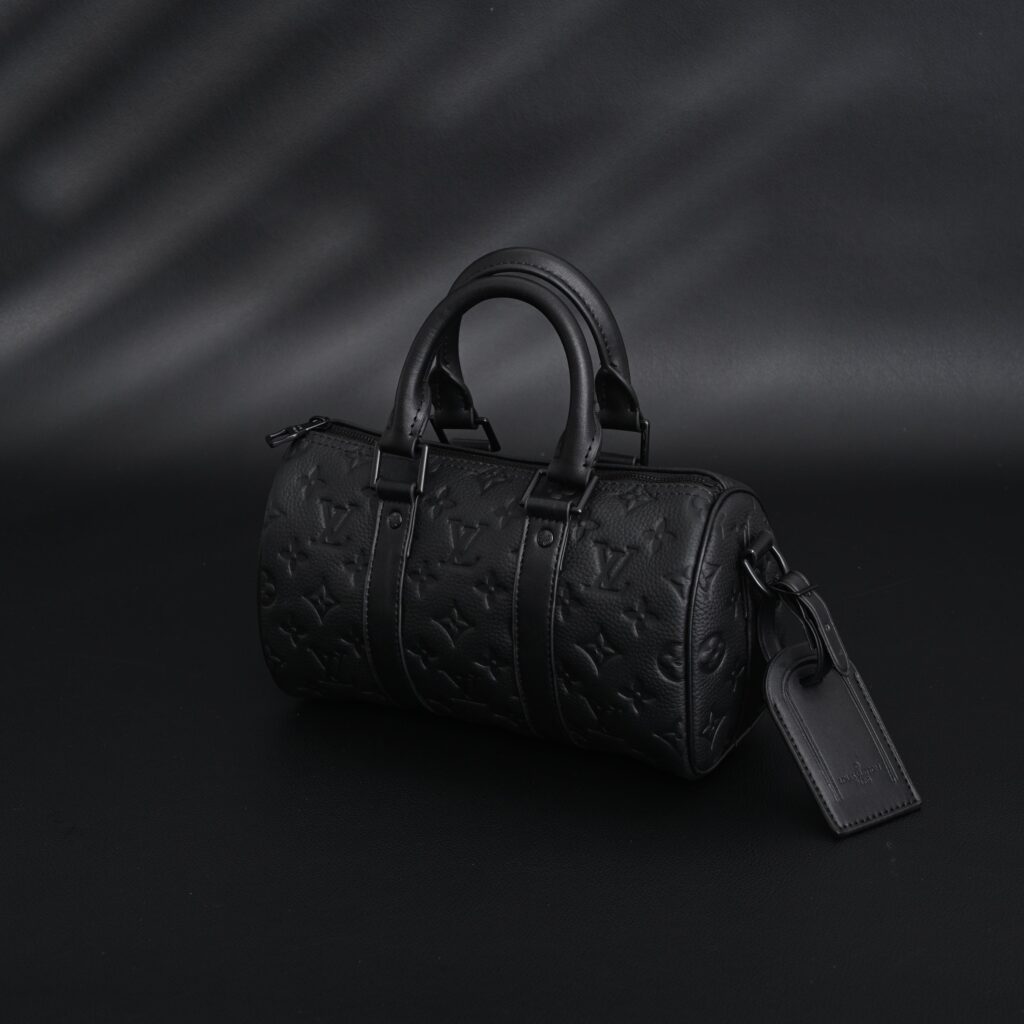 Louis Vuitton Keepall Bandoulière 50 – Monogram Shadow Black Leather