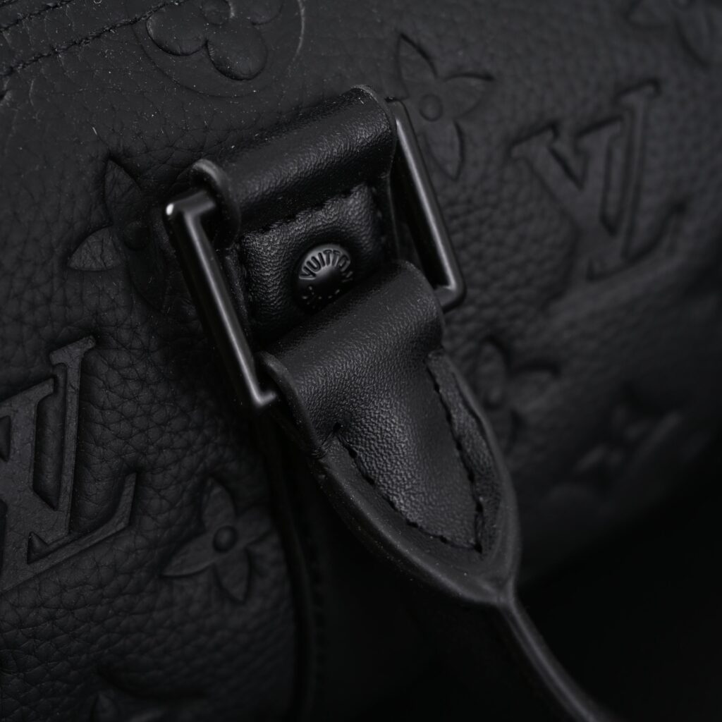 Louis Vuitton Keepall Bandoulière 50 – Monogram Shadow Black Leather