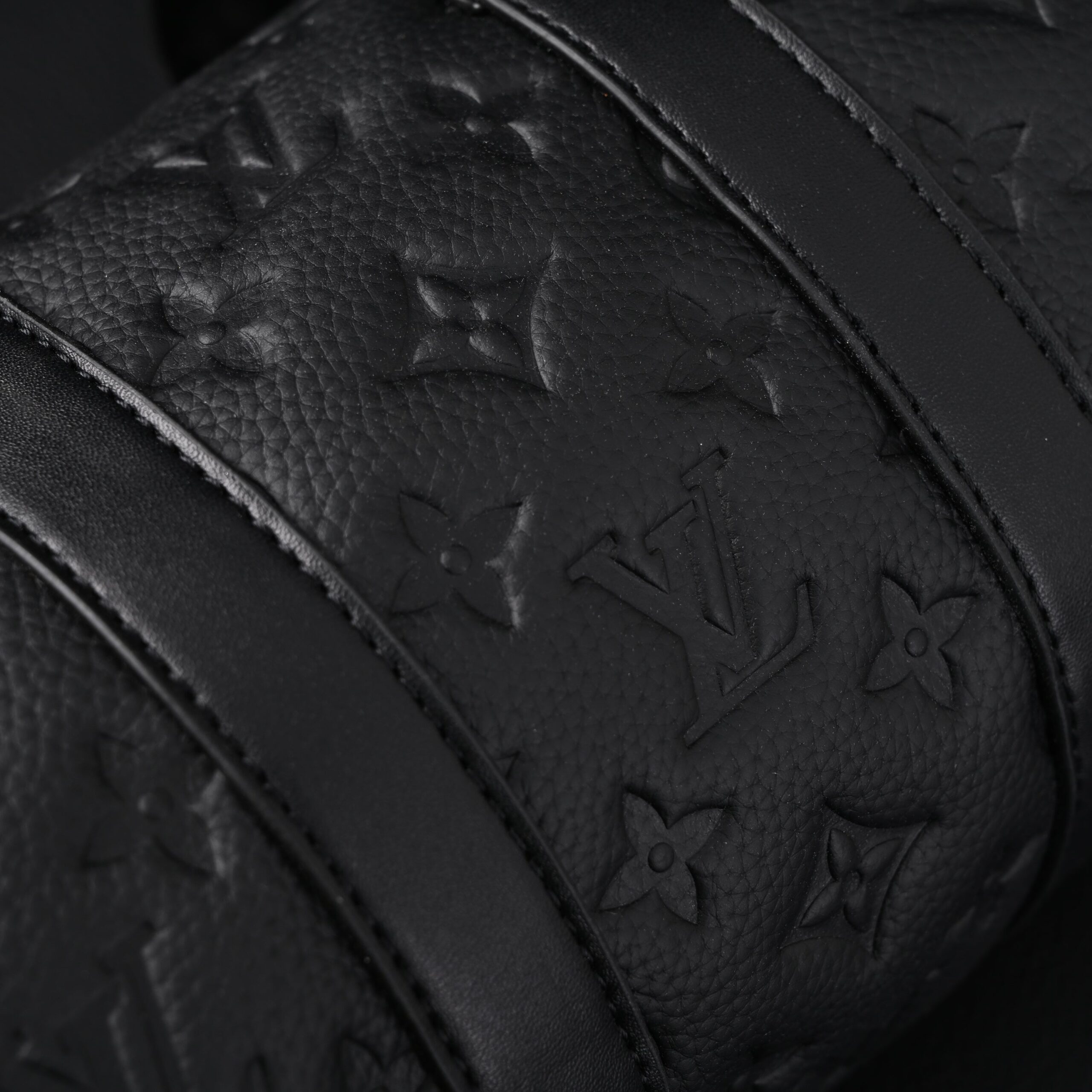 Louis Vuitton Keepall Bandoulière 50 – Monogram Shadow Black Leather - Image 15