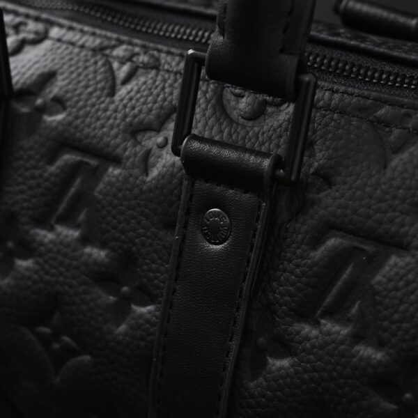 Louis Vuitton Keepall Bandoulière 50 – Monogram Shadow Black Leather