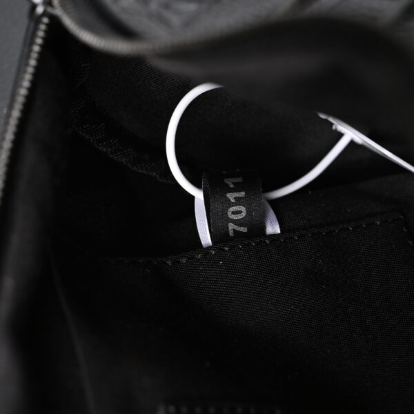 Louis Vuitton Keepall Bandoulière 50 – Monogram Shadow Black Leather