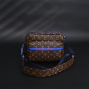 Louis Vuitton Trio Messenger Bag – Monogram Canvas with Blue Strap - Image 3